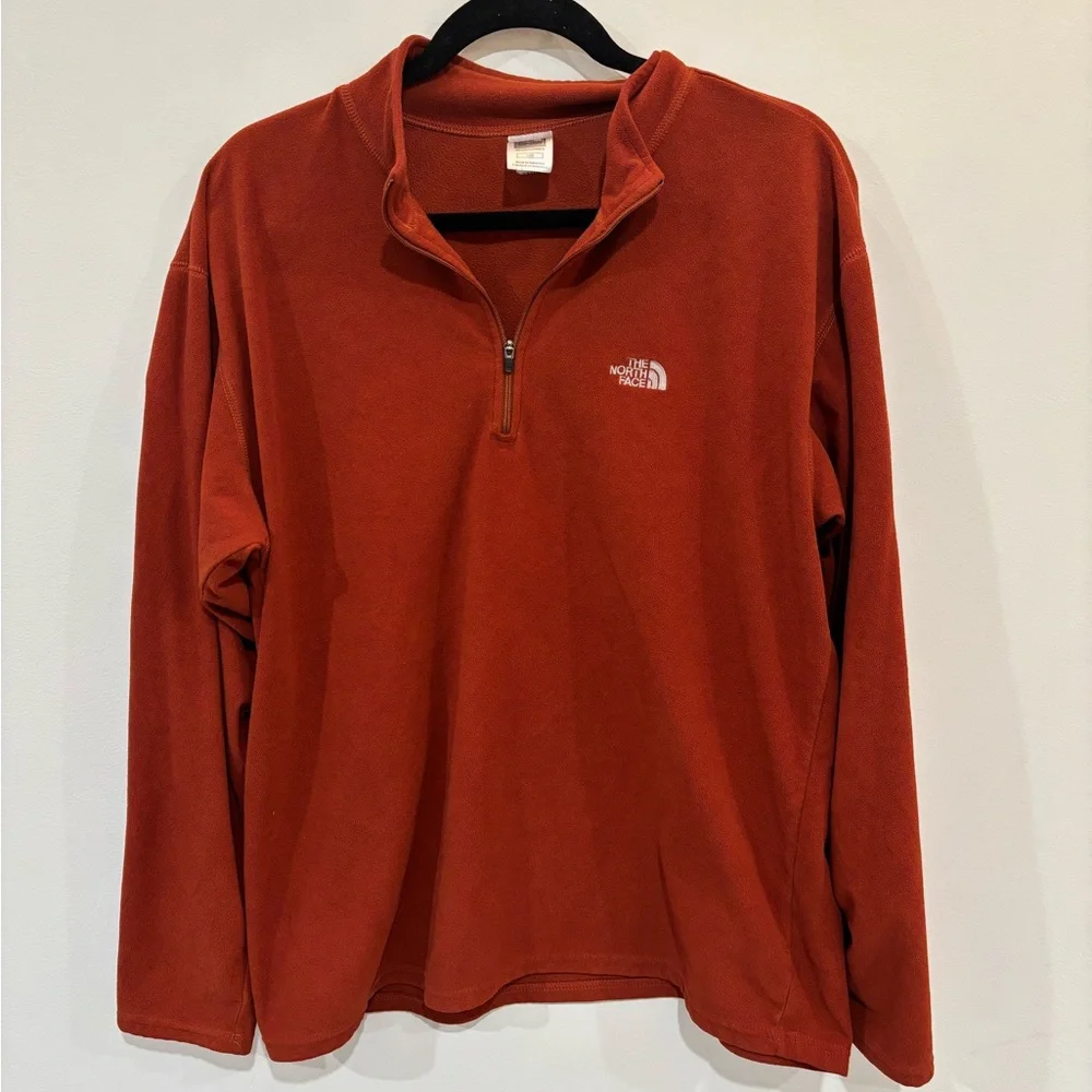 The North Face Men's 1/2 Zip Pullover Rust Orange